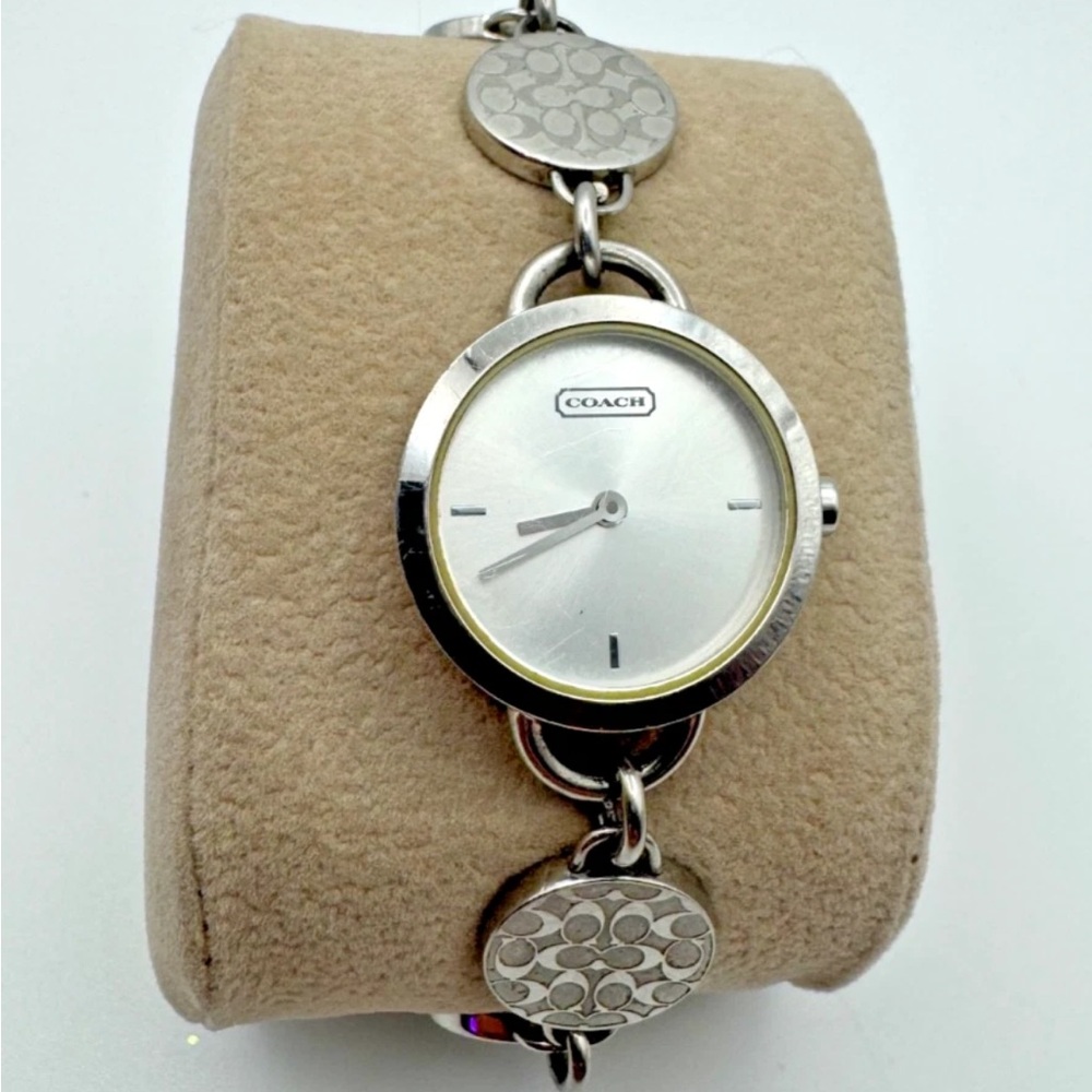 Coach Zoe Silver Tone Signature Disc Bracelet Watch - Silver